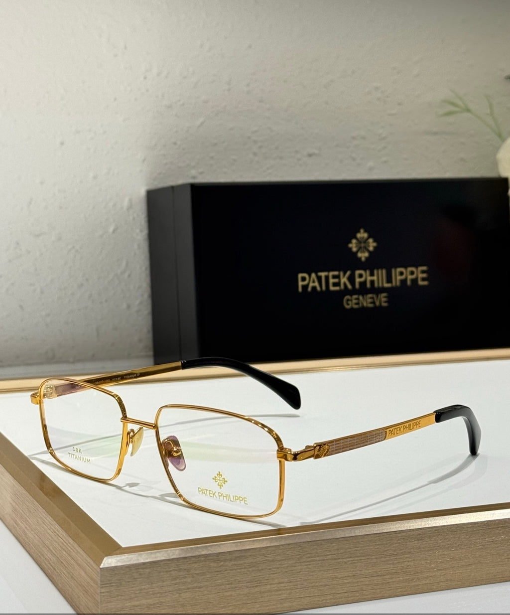 Master glasses ( can add prescription)