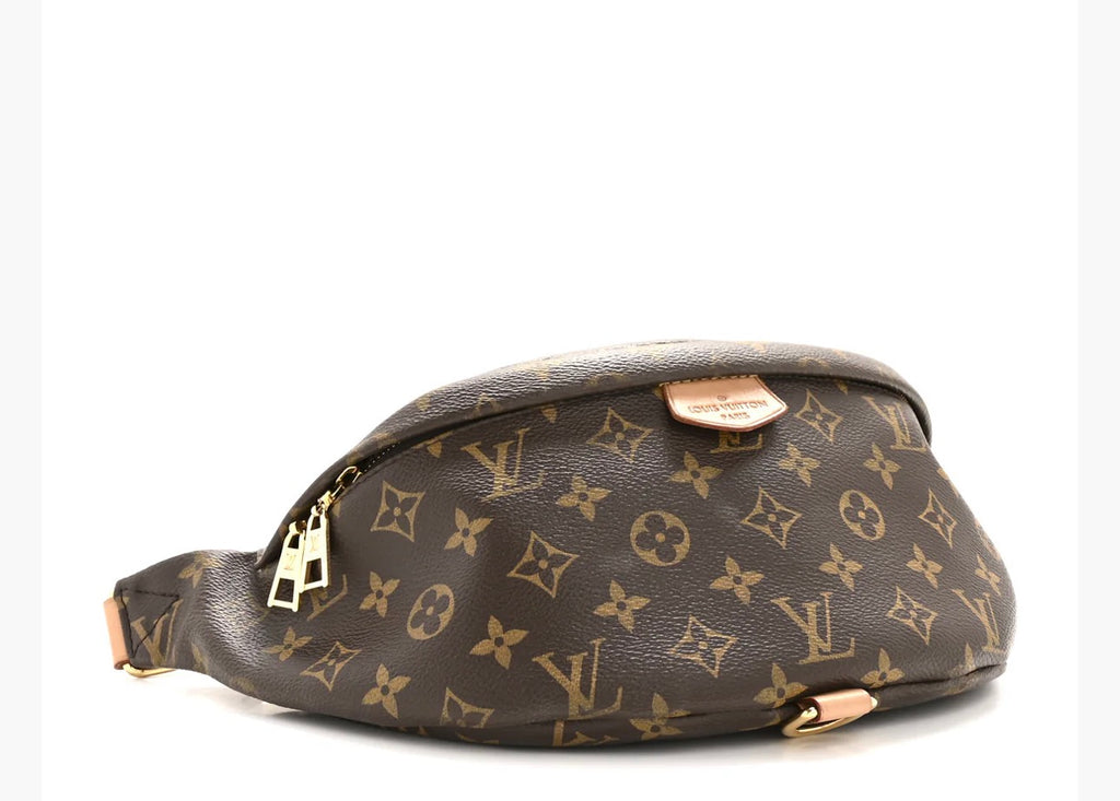 LOUIS VUITTON
Monogram Bumbag