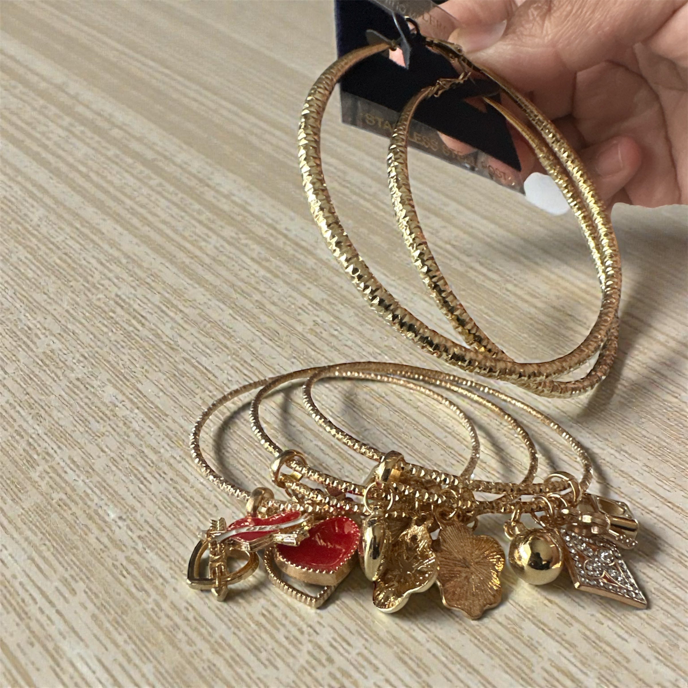 oversized charm set
