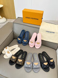 Lily Flat Mule